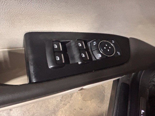 Used 2019 Lincoln Nautilus Select w/ Cargo Utility Package FWD image 13