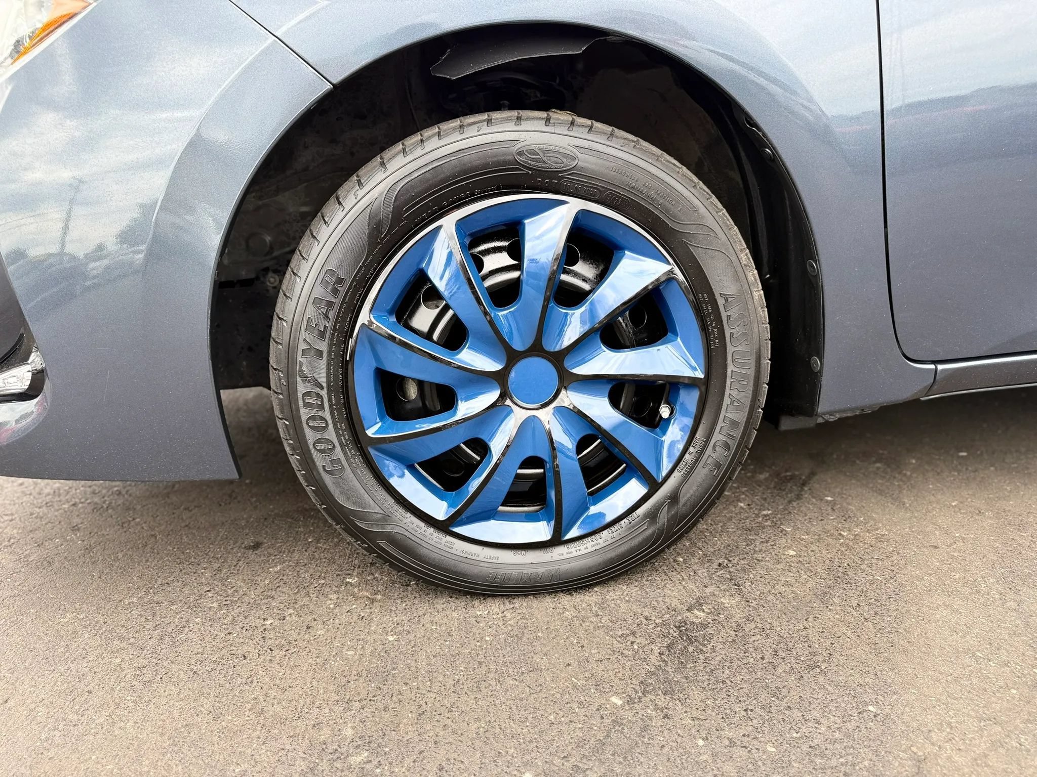 Used 2019 Toyota Corolla LE FWD image 37