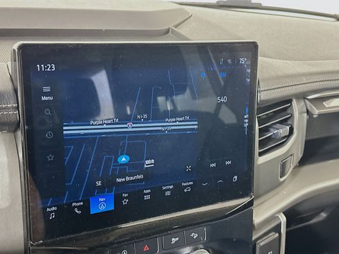 Used 2023 Ford Expedition XLT AWD/4WD image 21