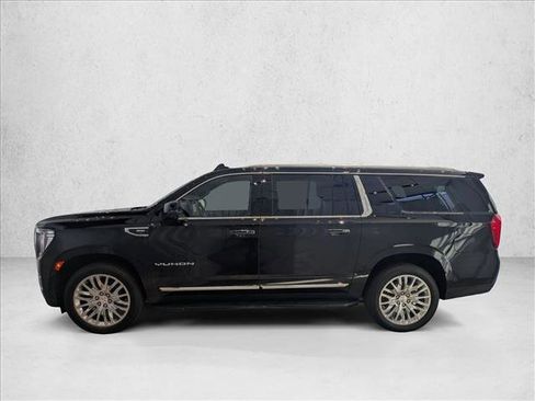 Used 2023 GMC Yukon XL SLT image 9