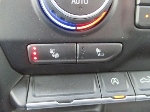 Used 2021 Chevrolet Silverado 1500 RST image 21