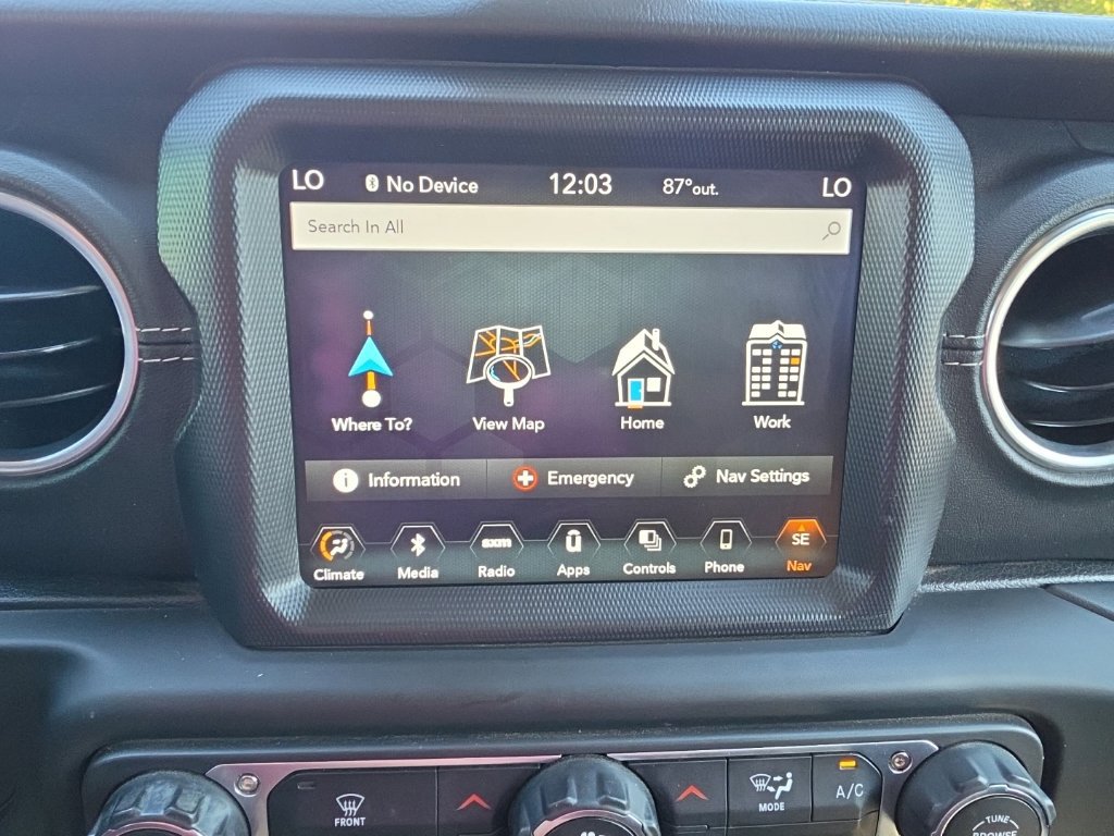 Used 2018 Jeep Wrangler Unlimited Sahara AWD/4WD image 47