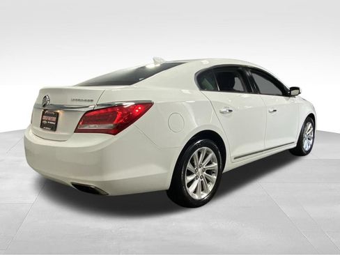 Used 2016 Buick LaCrosse FWD image 9