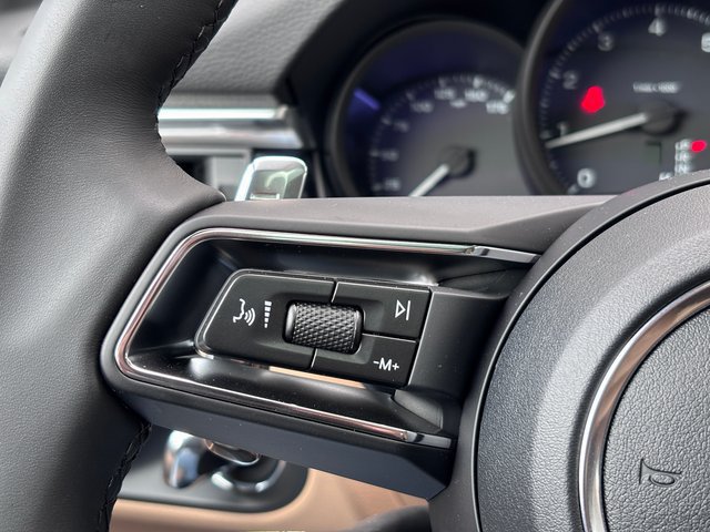 Certified 2026 Porsche Macan AWD/4WD image 15