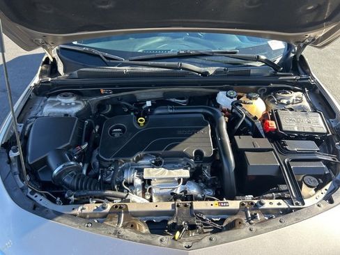 Used 2025 Chevrolet Malibu LT image 11