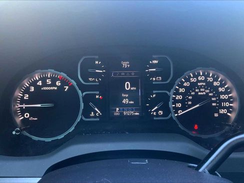 Used 2018 Toyota Tundra SR5 image 47