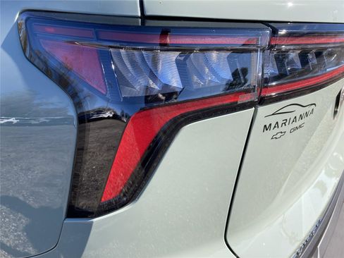 New 2026 Chevrolet Equinox LT w/ LPO, Floor Liner Package image 33