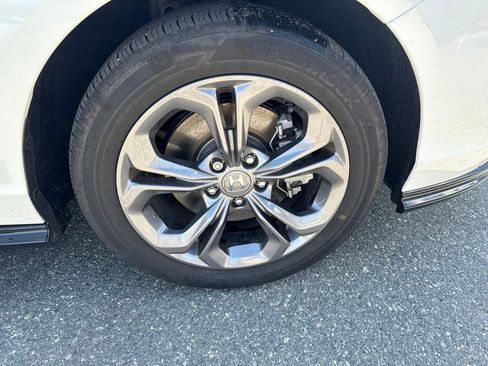 Used 2025 Honda Accord EX-L image 12