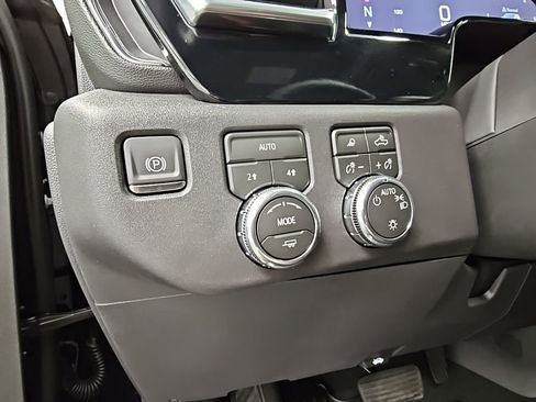 New 2026 GMC Sierra 1500 SLE w/ Preferred Package image 27