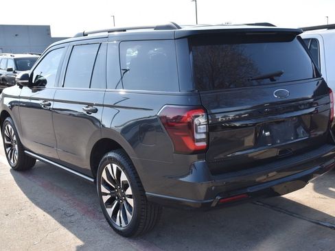 Used 2023 Ford Expedition Limited image 8