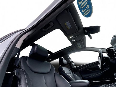 Used 2020 Hyundai Santa Fe Limited image 25
