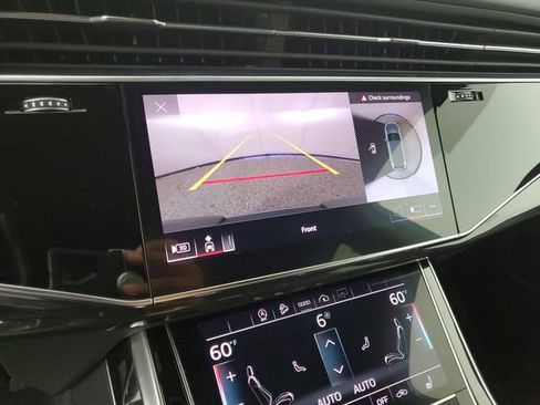 Used 2021 Audi Q7 3.0T Premium Plus image 30