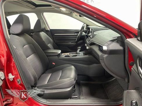 Used 2019 Nissan Altima 2.5 SV image 24