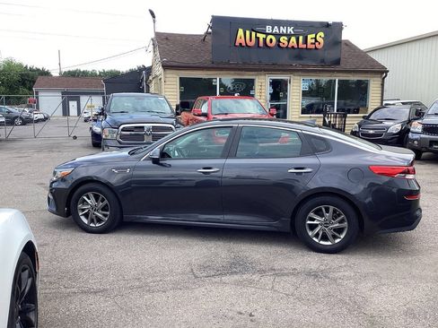 Used 2019 Kia Optima LX FWD image 1