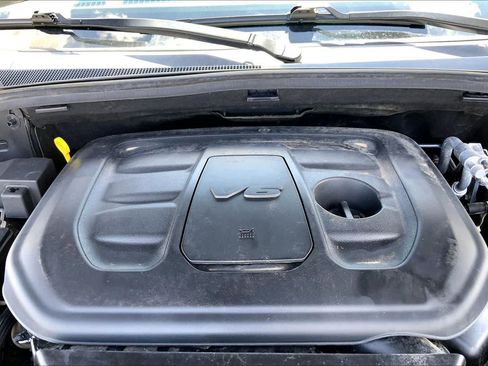 Used 2022 Jeep Grand Cherokee Laredo X RWD image 32