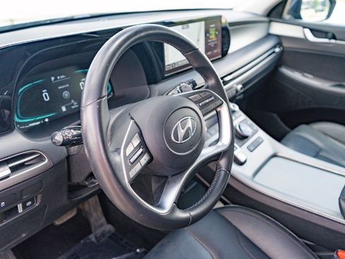 Used 2024 Hyundai Palisade SEL FWD image 8