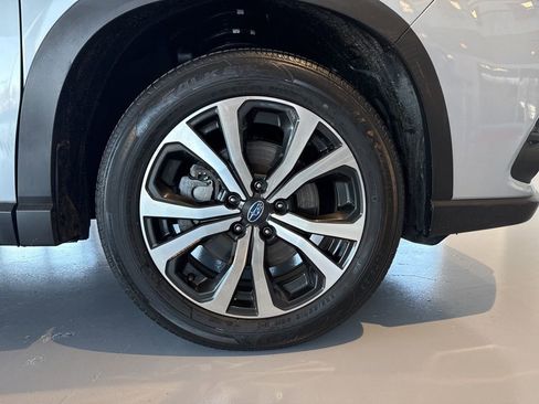 Used 2023 Subaru Forester Limited image 12