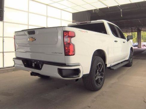 Used 2024 Chevrolet Silverado 1500 Custom AWD/4WD image 4