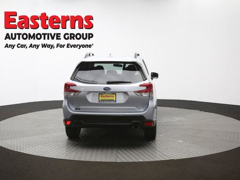Used 2023 Subaru Forester Premium AWD/4WD image 40