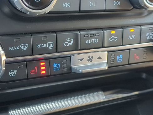 Used 2023 Ford F150 Lariat image 23