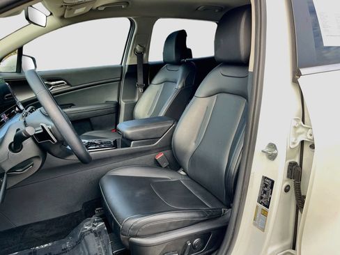 Certified 2023 Kia Sportage EX AWD/4WD image 15