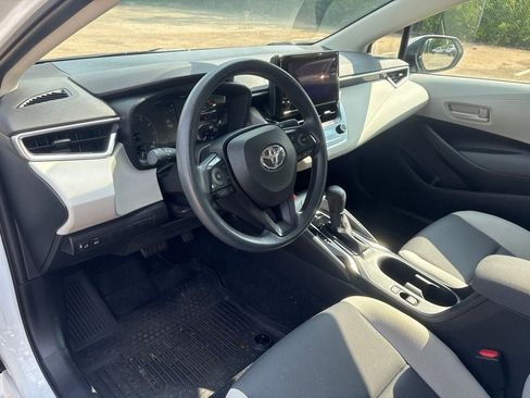 Used 2023 Toyota Corolla LE FWD image 14