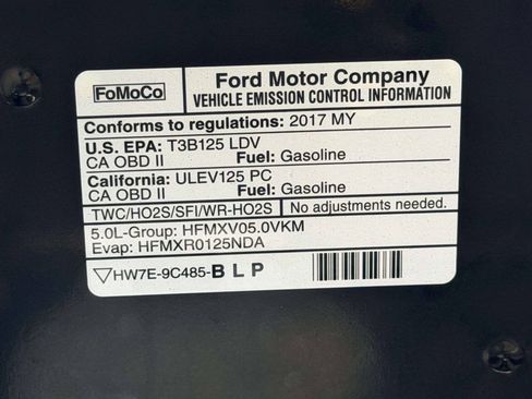 Used 2017 Ford Mustang GT RWD image 15