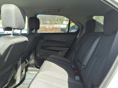 Used 2017 Chevrolet Equinox LT w/ Convenience Package AWD/4WD image 10