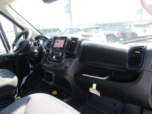 Used 2023 RAM ProMaster 2500 FWD image 16