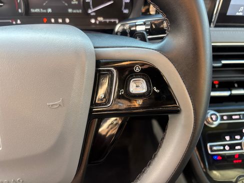 Used 2022 Lincoln Corsair FWD image 18