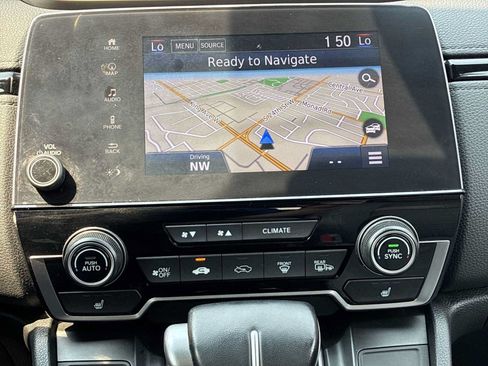 Used 2018 Honda CR-V Touring image 19