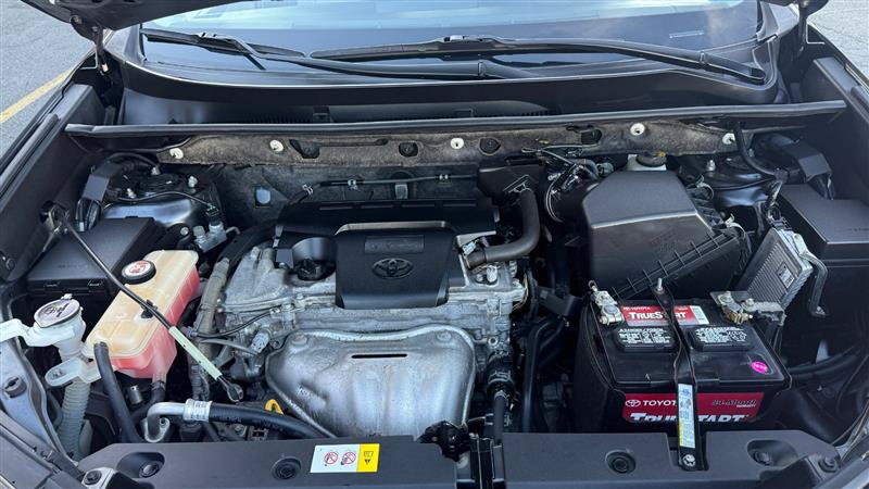Used 2016 Toyota RAV4 XLE FWD image 6
