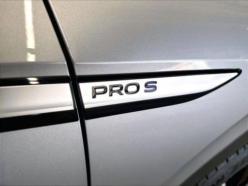 Used 2023 Volkswagen ID.4 Pro S RWD image 27