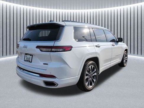 Certified 2025 Jeep Grand Cherokee L Overland w/ Luxury Tech Group IV AWD/4WD image 6