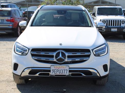 Used 2022 Mercedes-Benz GLC 300 image 2