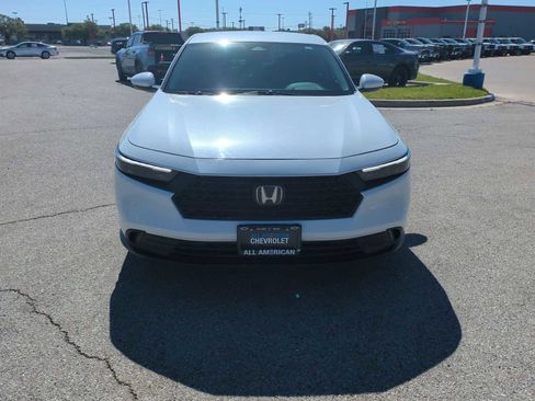 Used 2023 Honda Accord LX image 3
