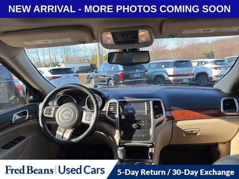 Used 2011 Jeep Grand Cherokee Limited w/ Trailer Tow Group image 12