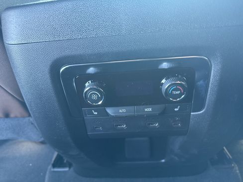 New 2026 Chevrolet Tahoe High Country image 18