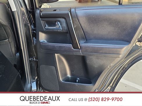 Used 2019 Toyota 4Runner TRD Off-Road Premium AWD/4WD image 18