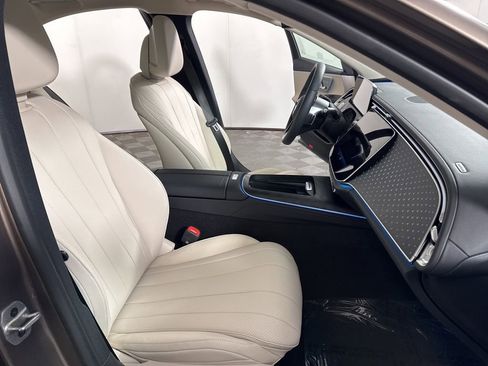 Certified 2026 Mercedes-Benz E 350 4MATIC Sedan image 22