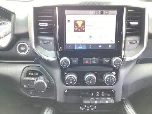 New 2026 RAM 1500 Express AWD/4WD image 12