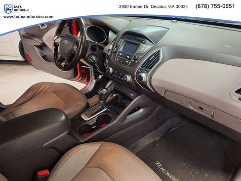 Used 2014 Hyundai Tucson SE image 19