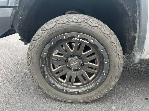 Used 2018 GMC Sierra 1500 Denali AWD/4WD image 9