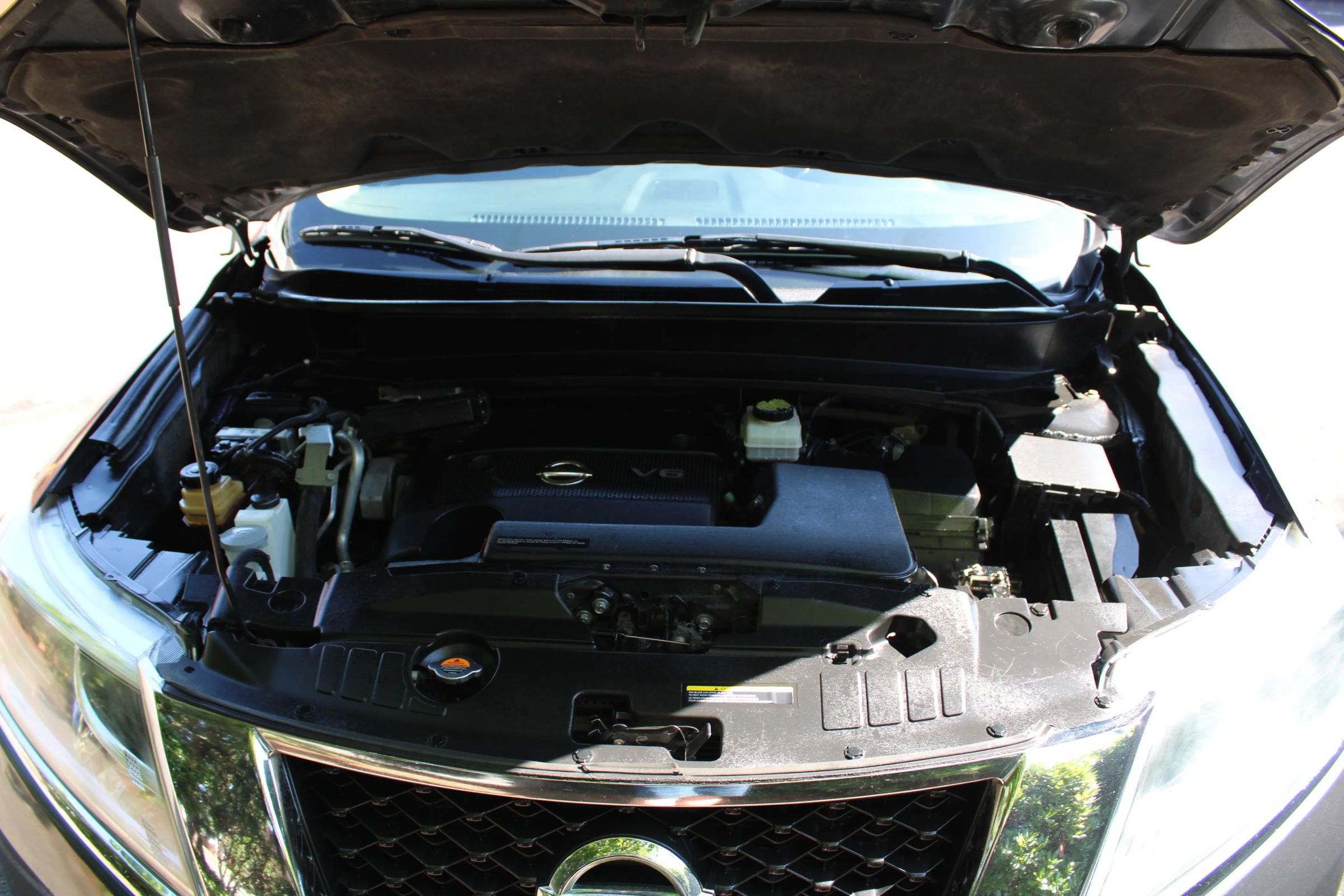 Used 2014 Nissan Pathfinder S FWD image 41