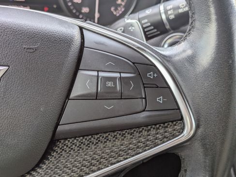 Used 2022 Cadillac XT5 Sportv w/ LPO, ONYX Package image 18