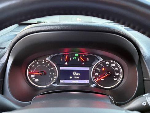 Used 2022 GMC Terrain SLT w/ Tech Package image 16