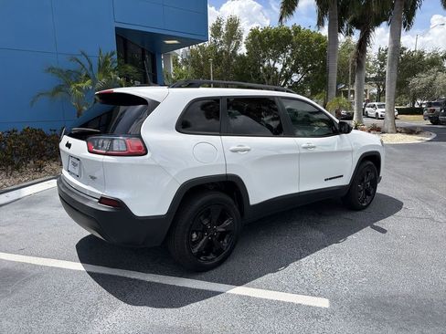Used 2023 Jeep Cherokee Altitude Lux w/ Lux Elite Package AWD/4WD image 8