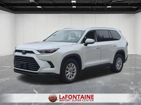 Certified 2025 Toyota Grand Highlander AWD image 1