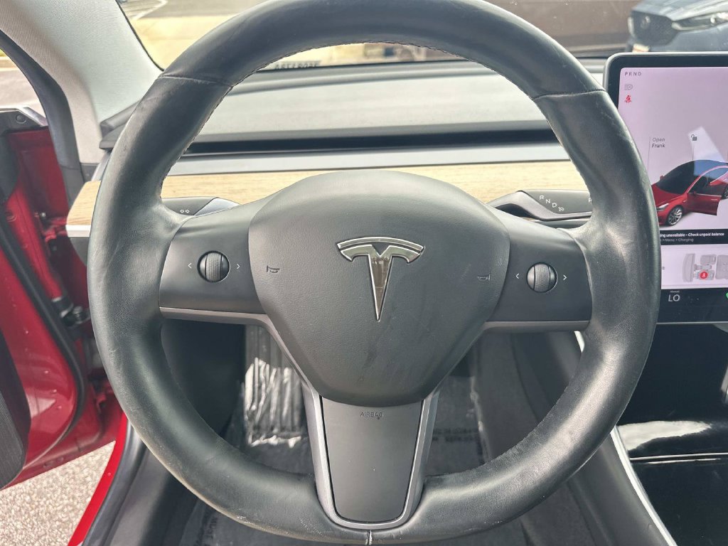 Used 2018 Tesla Model 3 Long Range RWD image 15