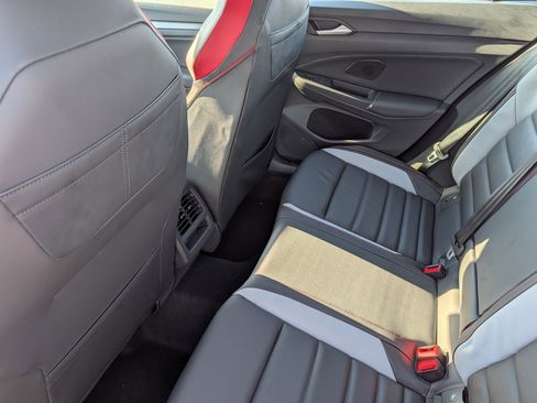 New 2026 Volkswagen GTI SE image 5